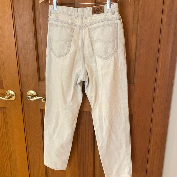 Light Wash Vintage Lee Riders 10P Jeans (fits like a size 4) - Picture 8 of 9